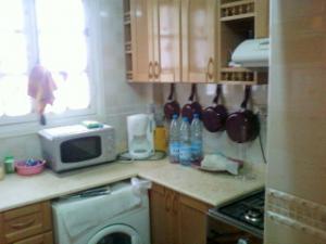 A vnedre trés bel appartement refait à neuf, centre ville ORAN