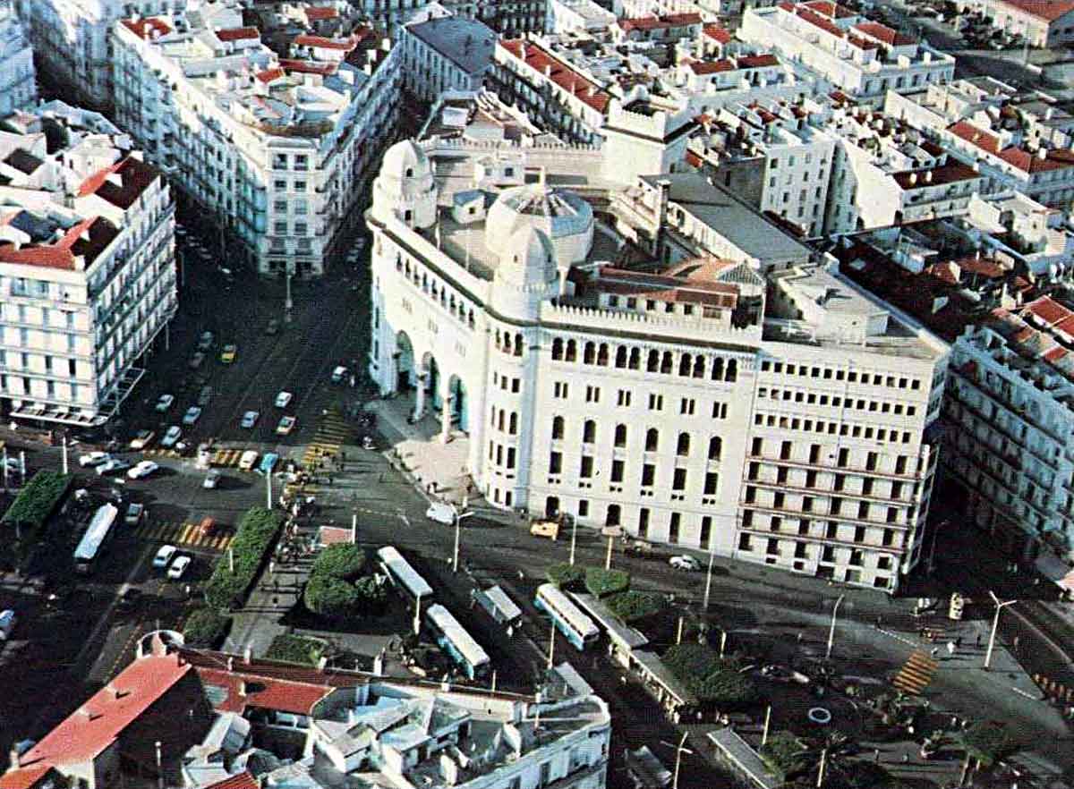 Avion poste alger