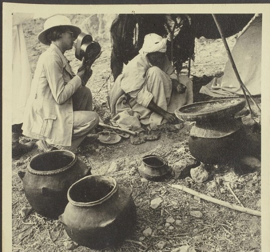 Thérèse Rivière chez les Ouled Abderrahman, Douar Tadjmout
