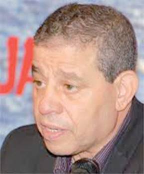 Alger - Pr Salim Nafti. Pneumologue, chef de service de la clinique des maladies respiratoires à l’hôpital Mustapha Pacha «Les variations climatiques aggravent les réactions allergiques»