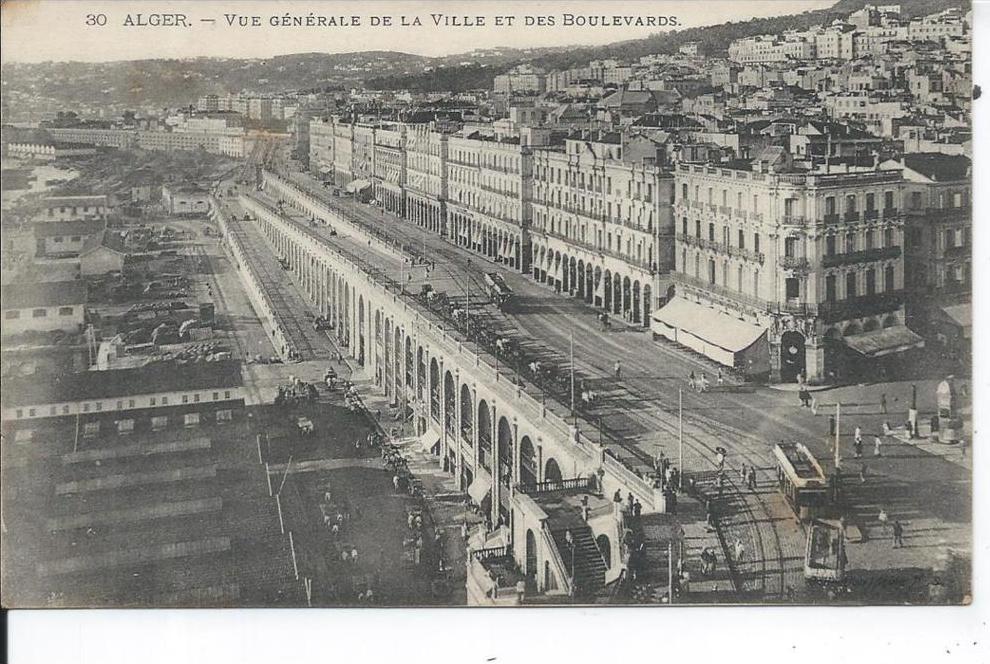 ALGERIE - ALGER - Vue générale de la ville et des boulevards