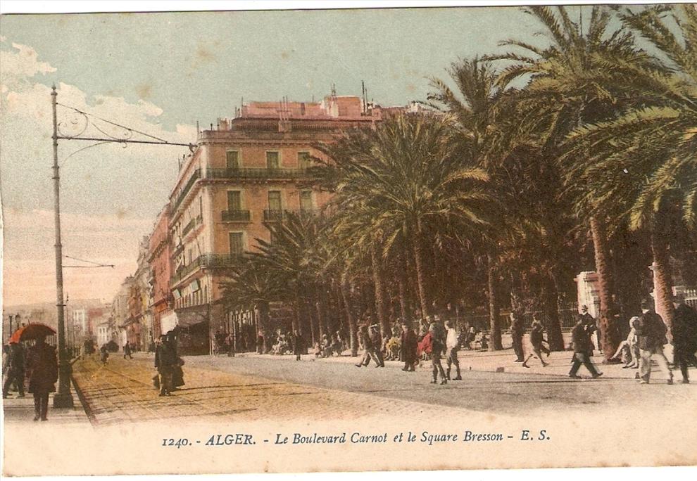 Alger .le Boulevard Carnot et le square bresson
