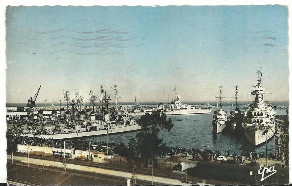 algérie   ALGER  l 'escadre au  port  ( tampon   a  f  n -  bateau)