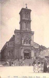 Afrique > Algérie - BONE -l´Eglise.Sortie de  Messe (animation-Religion)( Editions  ND 117) *PRIX FIXE