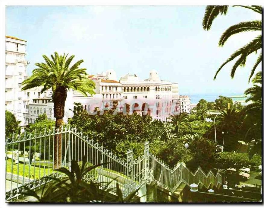 CPM Alger La Grande Poste