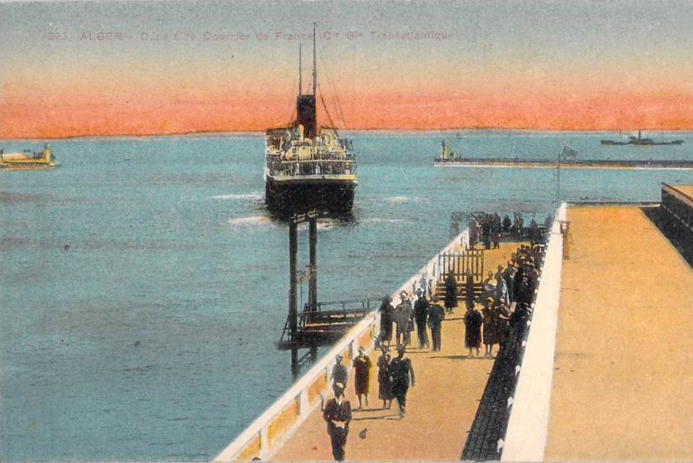 ALGER DEPART DE COURRIER DE FRANCE / COMPAGNIE GENERALE TRANSATLANTIQUE / BATEAU
