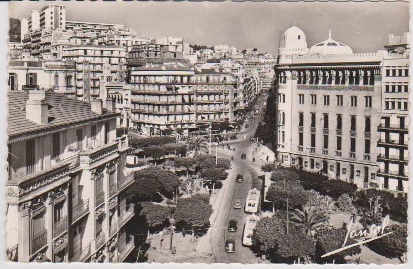 Alger la poste et rue d'Isly