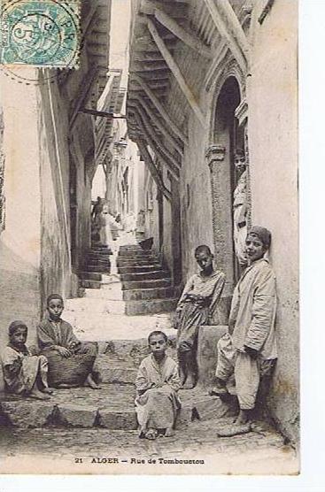 Alger -Rue de Tombouctou, animée enfants