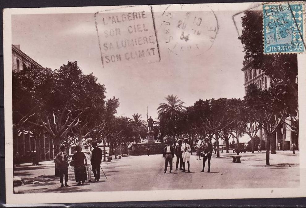 CP Bône Cours Bertagna Animée en 1934 Editeur Photo Albert N° 7