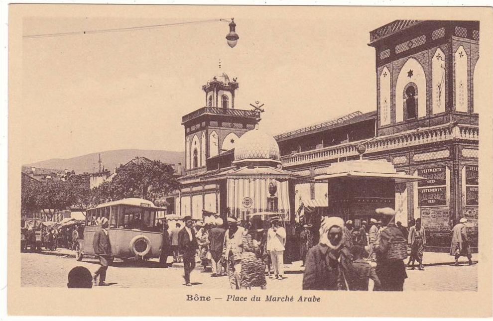 Bône  -  Place  du  Marché  Arabe