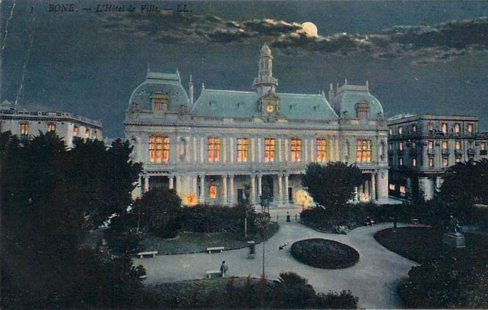 Bone - L'Hôtel de Ville