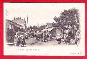 E-Algerie-222P135  BATNA, une rue du marché, belle animation, cpa précurseur BE