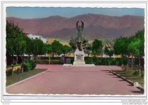 (algérie) BATNA  Le Monument aux morts (1956).