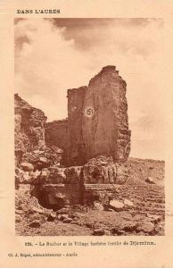 Algérie (Batna) Dans l´Aurès- le Rocher et le Village berbère fortifié de DJEMINA (Cl.Rigal administrateur Aurès n°124)