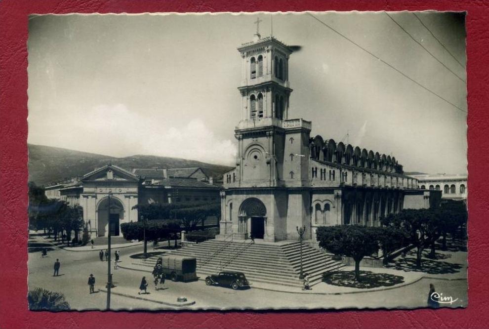 CPSM ALGERIE - BONE - La Cathédrale et le Palais de Justice - AUTOMOBILE - CARTE NEUVE