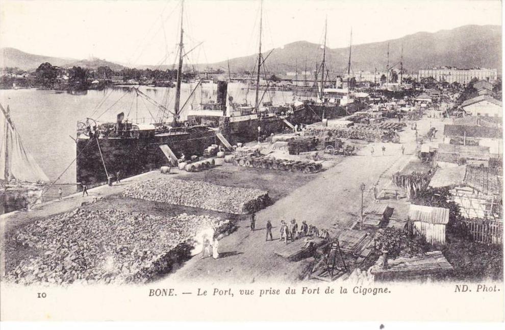 BONE Le port vue prise du fort de la Cigogne