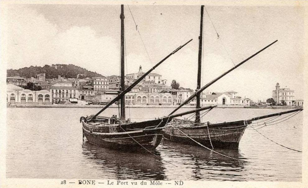 ALGERIE(BONE) BATEAU DE PECHE