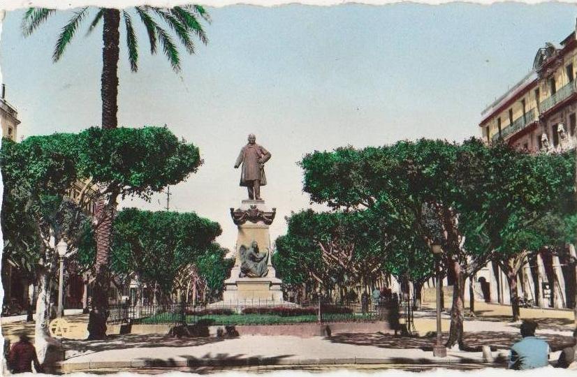CPSM ALGERIE BONE Le Cours Bertagna et la Statue de Thiers 1958