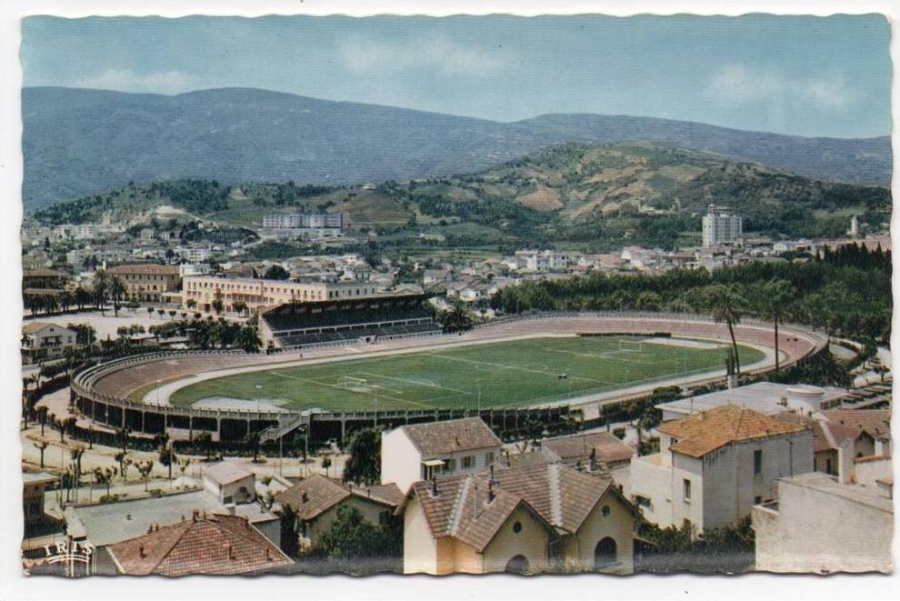 CPSM - ALGERIE - BONE - ANNABA - LE STADE - Coul - Ann 50 -