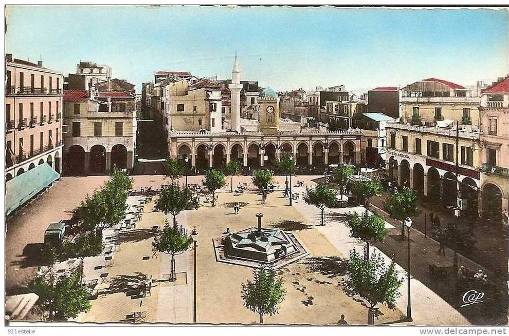 BONE  - la place d, armes