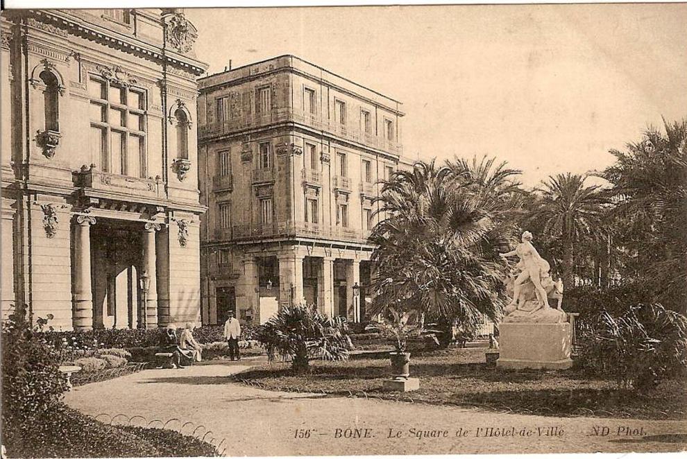ALGERIEBONE LE SQUARE DE L'HOTEL DE VILLE N°156