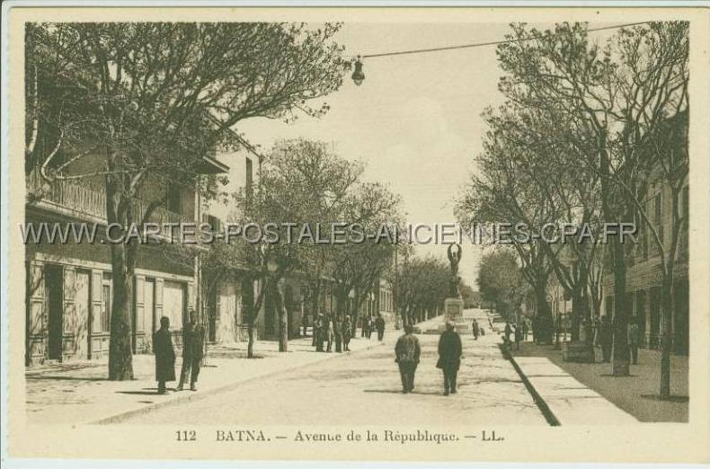 Batna Avenue de la Republique Bathenth Algerie carte postale ancienne CPA cartes postales anciennes