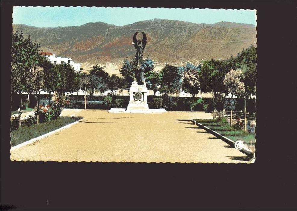CP  ALGERIE  Batna  monument aux morts