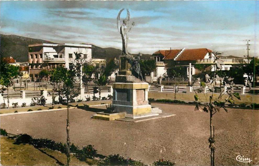 ALGERIE - BATNA - Monument aux Morts