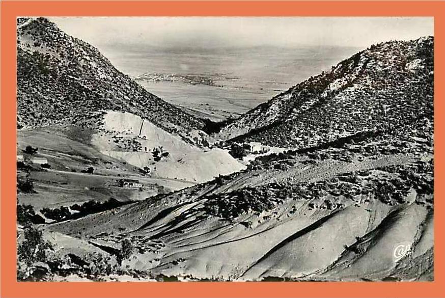 Algérie BATNA Le ravin Bleu - Vue sur Batna // CPSM Dentelée format CPA