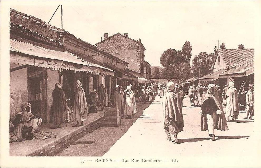 BATNA (ALGERIE) La Rue Gambetta en 1937