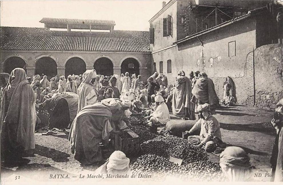 BATNA LE MARCHE MARCHANDS DE DATTES ALGERIE