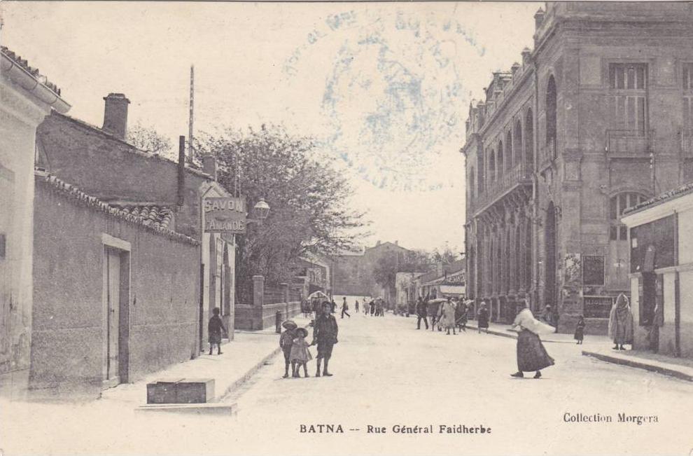 CPA - BATNA (Algérie) - Rue Général Faidherbe