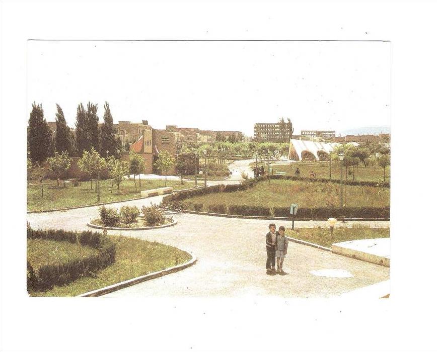 cpsm - Algérie - BATNA - Le Jardin d´Enfants -