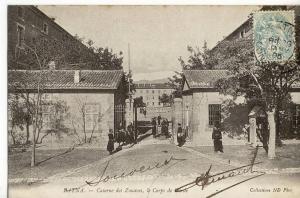 cpa-Algérie-Batna-casern e  des zouaves,le corps de garde(animée)