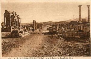 Algérie-(Batna) Ruines Romaines de TIMGAD -Arc de Trajan et Temple du Génie (1) *PRIX FIXE