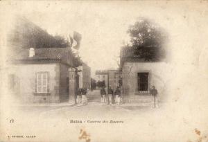 BATNA CASERNE DES ZOUAVES ANIMEE  PRECURSEUR 1903