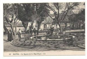 Batna (Algérie) Square de la République env 1910 (animé)