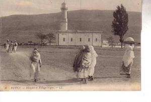REF16.039    ALGERIE .   BATNA.     MOSQUEE ET VILLAGE NEGRE