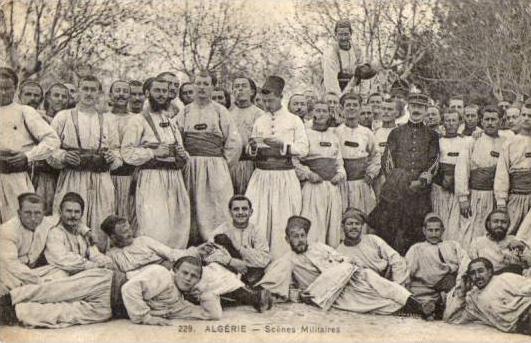 BATNA ALGERIE SCENES MILITAIRES  ZOUAVES
