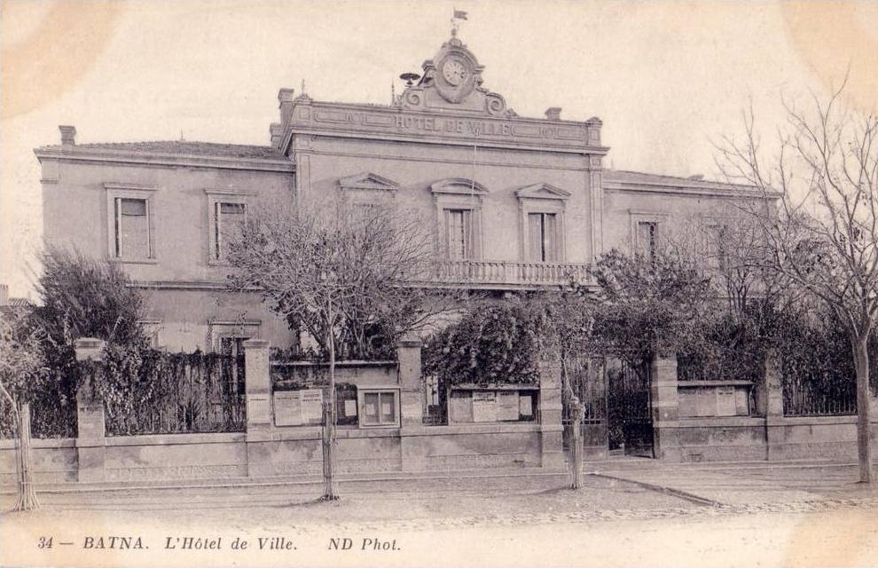 CPA carte postale ancienne AFRIQUE ALGERIE - BATNA - HOTEL DE VILLE