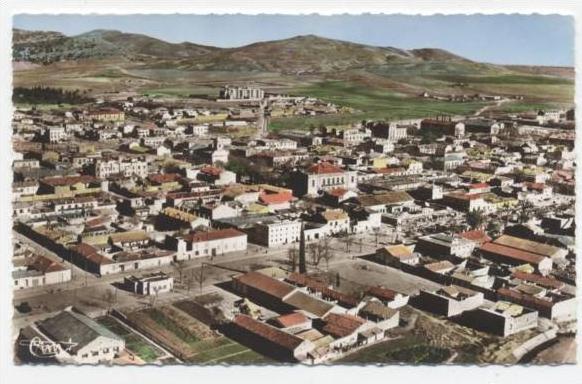 AFRIQUE  /  ALGERIE   /   BATNA    /  VUE GENERALE  CPSM   9X14  TBE