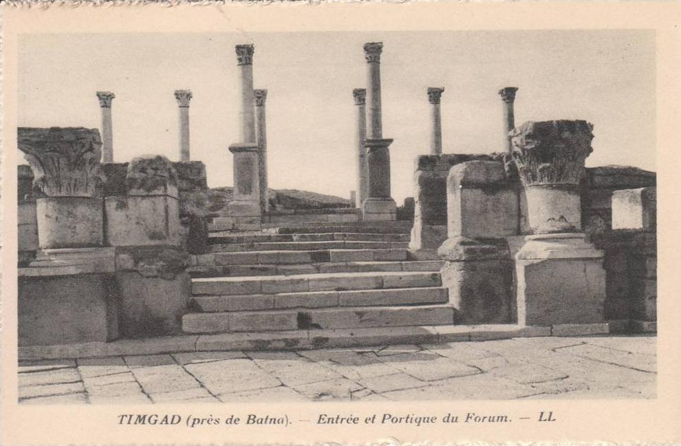 Timgad - Entrée et Portique du Forum