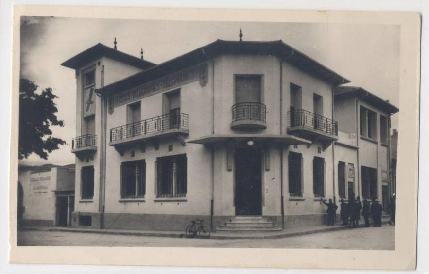 BATNA  La Poste . Recto verso , format cpa ; année 50-60 .