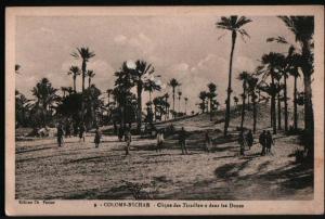 AK Algerien/Algeria/Algerie, Colomb Béchar, Clique des Tirailleurs dans les Dunes