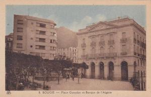 AFRIQUE,ALGERIE FRANCAISE,AFRICA,BOUGIE,B EJAIA EN 1930,BANQUE,BAR,CAFE,EPOQ UE COLONIALE FRANCAISE