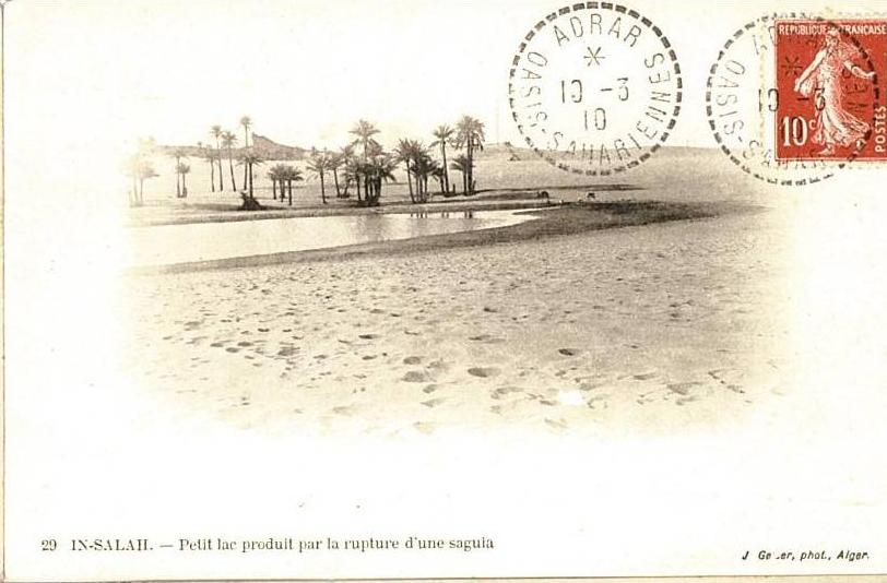 N1069 – CPA - In-salah – petit lac produit par la rupture d’une saguia – 1910