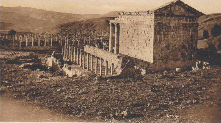 DJEMILA TEMPLE SEPTIMIEN  PAS VOYAGEE