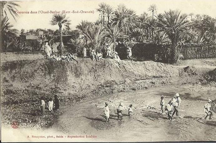 ALGERIE * COLOMB-BECHAR - Traversée dans l'Oued-Bechar (Extr.-Sud-Oranais)