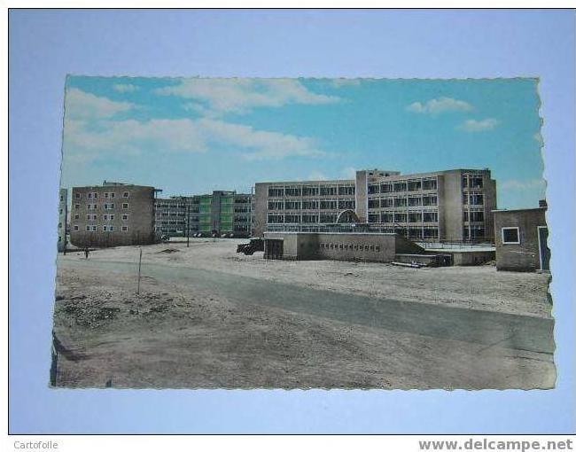 (342) - 1 - carte postale sur colomb bechar la cité barga et sa piscine