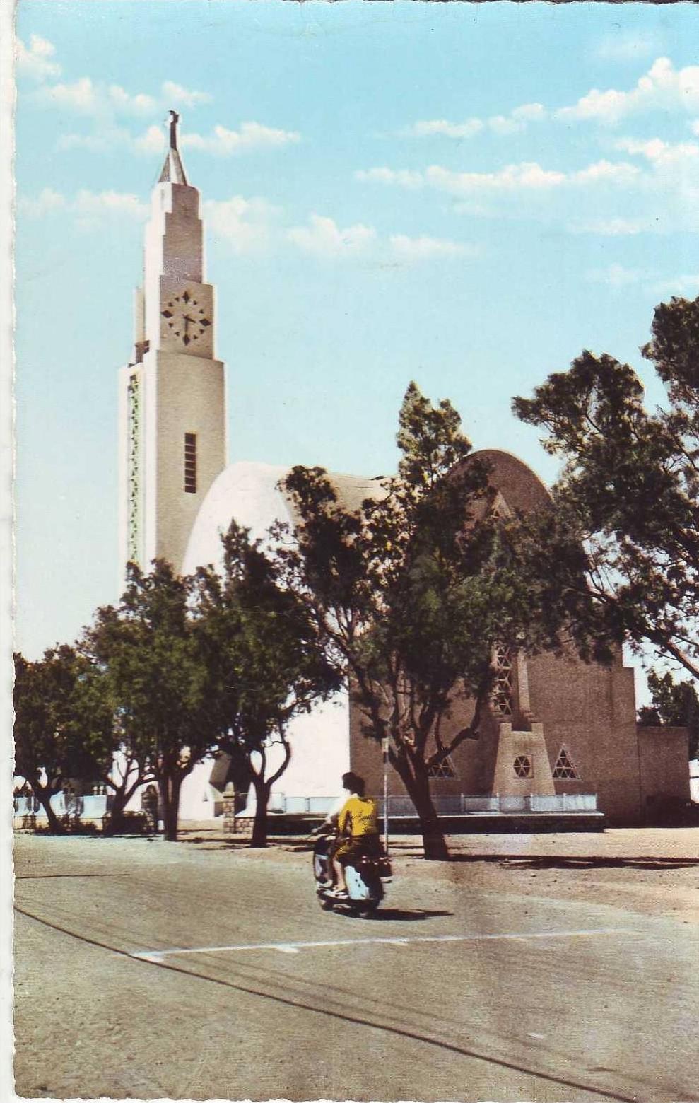 Colomb-Bechar.Notre-Dame du Sahara.